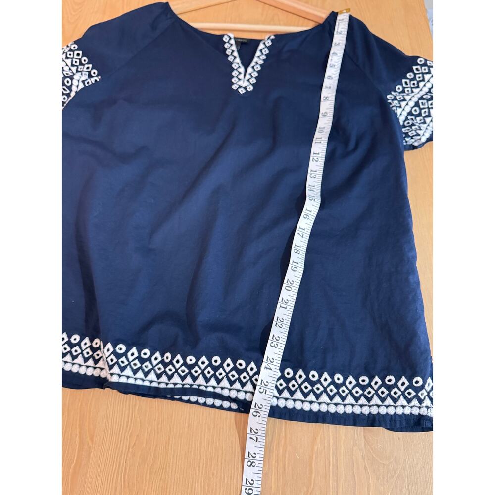 Talbots Womens Blouse Top Navy White Embroidered 100% Cotton L Coastal preppy - Picture 8 of 9